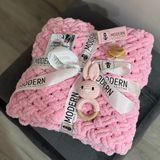 Подарунковий набір "Sweet Bunny" з плюшевим пледом ручної роботи та зайчиком-гризунцем 85х85 см рожевий колір 13689-85х85зайрож фото