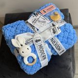 Подарунковий набір "Sweet Bunny" з плюшевим пледом ручної роботи та білим зайчиком-гризунцем 85х85 см блакитний колір 13690-85х85зайбіл фото