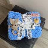 Подарунковий набір "Sweet Bunny" з плюшевим пледом ручної роботи та бежевим зайчиком-гризунцем 85х85 см блакитний колір 13690-85х85зайбеж фото